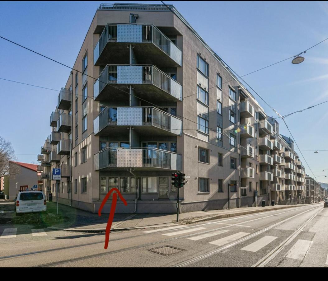 Luxurious Modern Room In Central Oslo - Eur 4K Expensive Bed And 82" Cinematic Tv מראה חיצוני תמונה